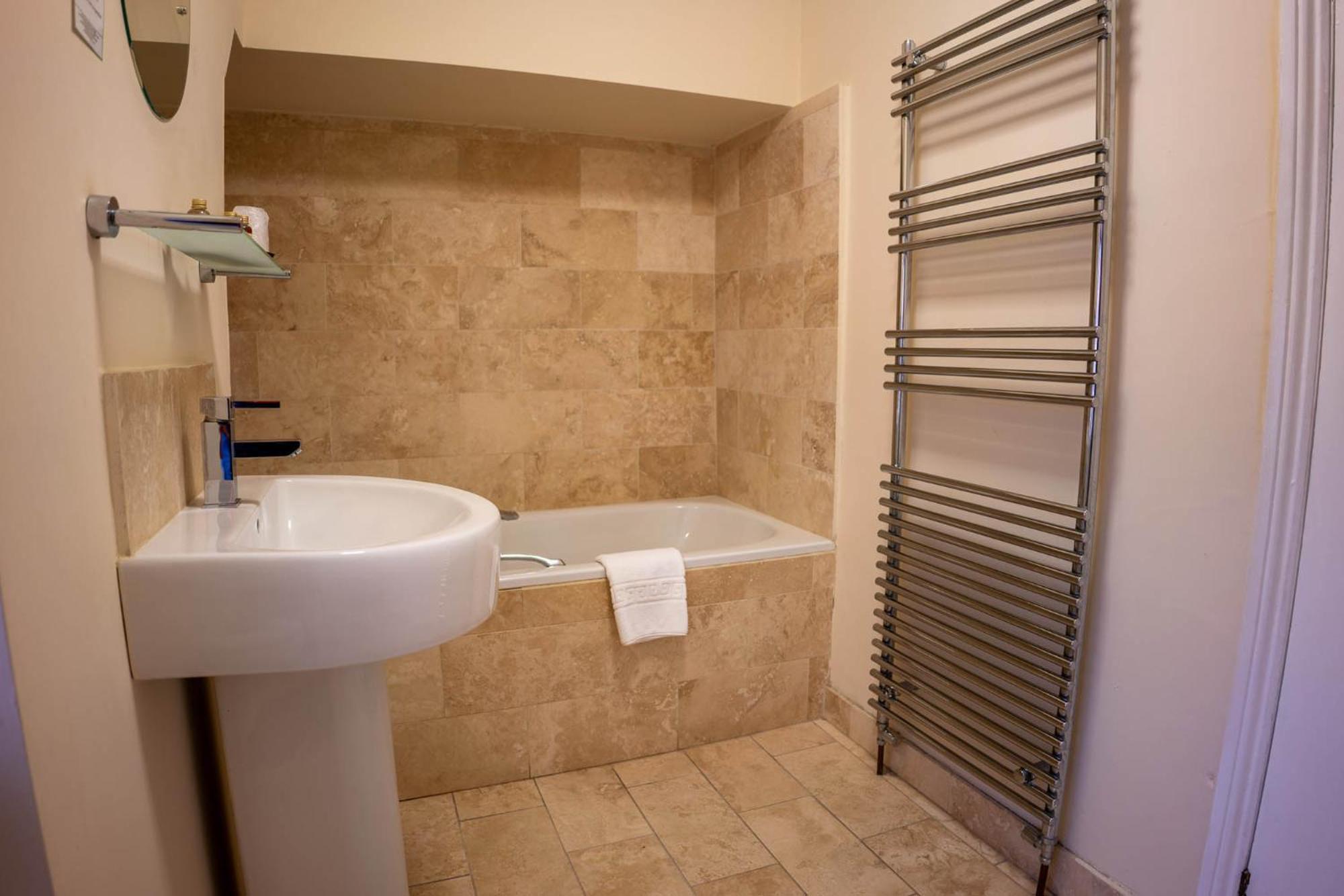 East Ayton Lodge Hotel, Scarborough Extérieur photo